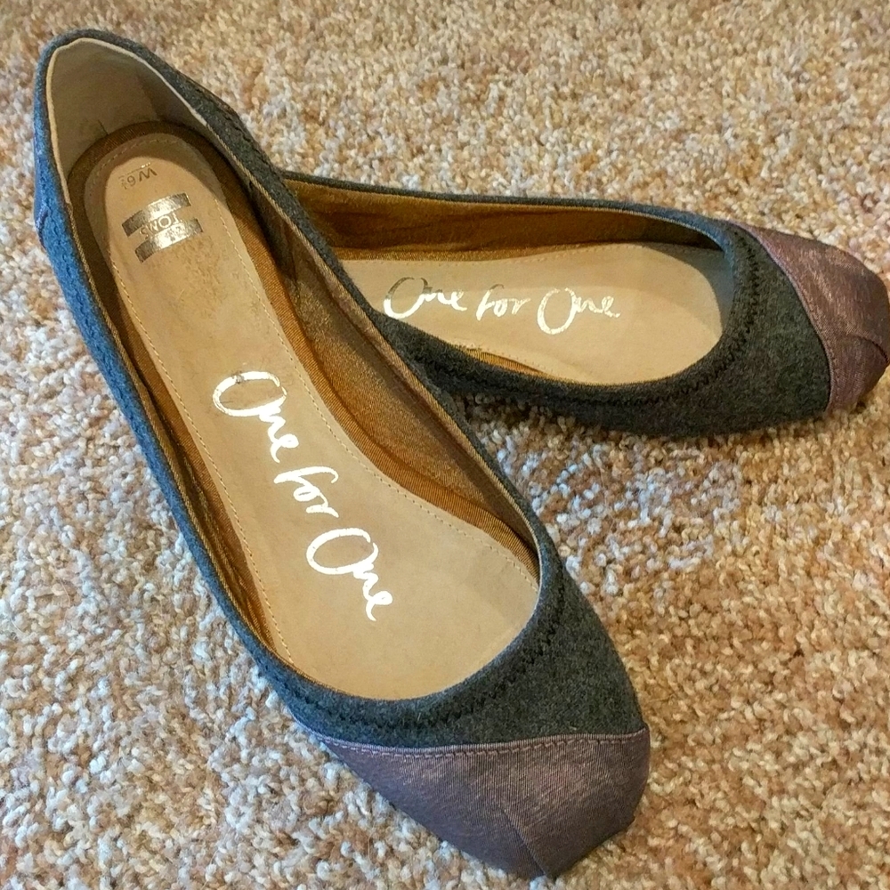 Toms